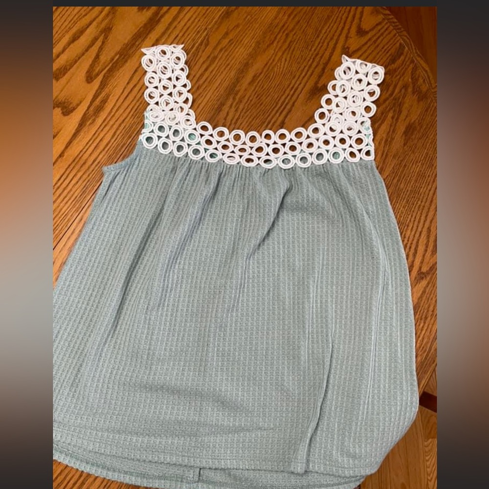 Women’s tank top